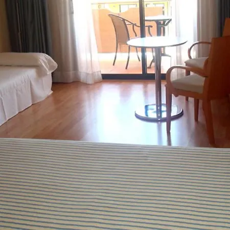 Hotel Clipper & Torroella De Montgri