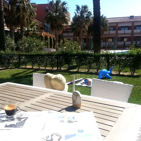 Clipper & Hotel