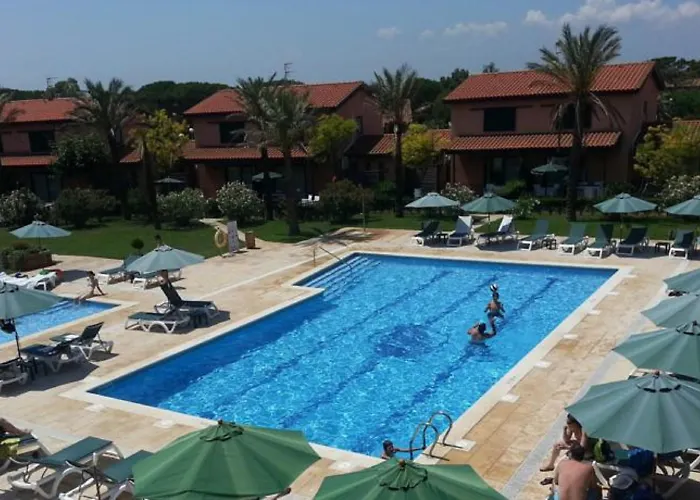 Clipper & Hotel Torroella de Montgrí